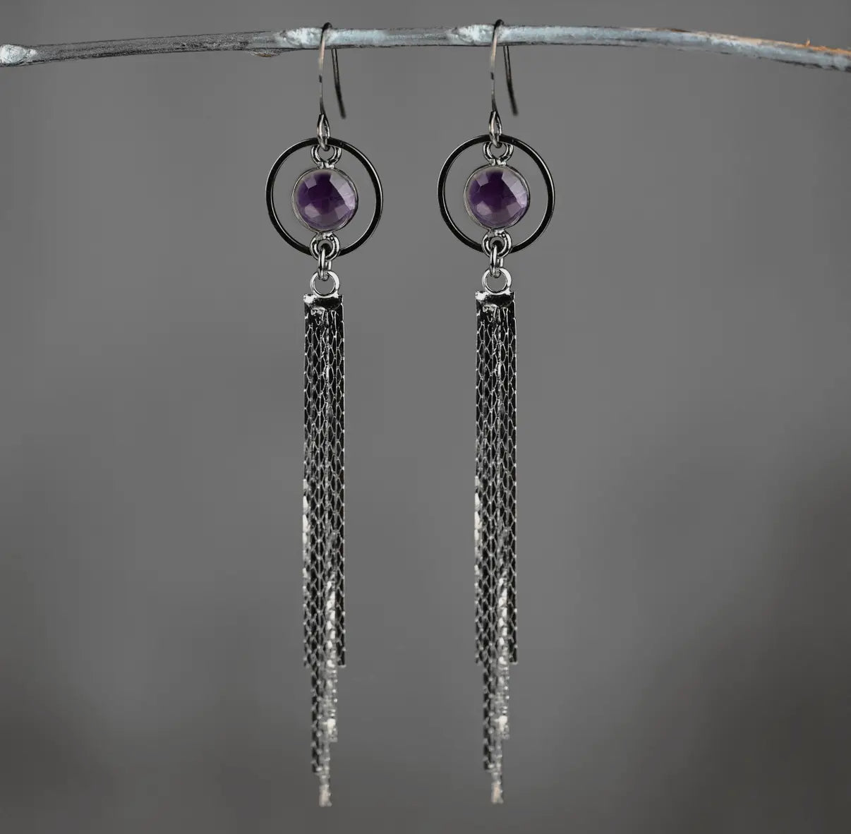 Caged Semi Precious Circle
Shimmer Tassel Earrings (Gunmetal)