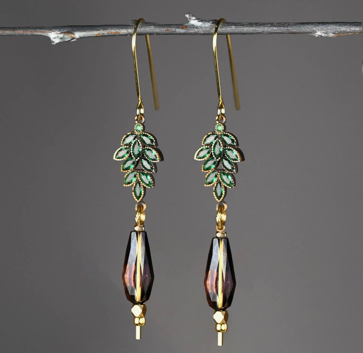 Antique Emerald Leaf w/ Crystal Glass Gunmetal Ab Tear