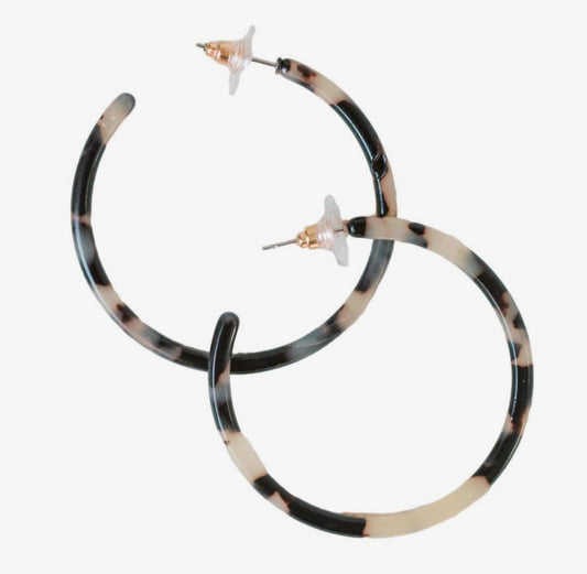 Skinny Blonde Tortoise
Hoop Earrings
