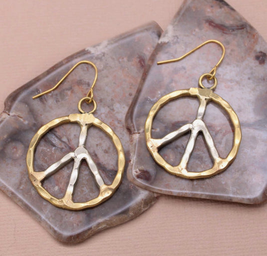 Woodstock Vibes Silver Gold
Peace Sign Earring